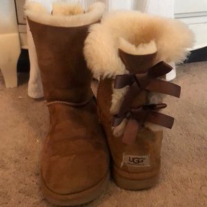 Tan Bailey Bow Ugg boots